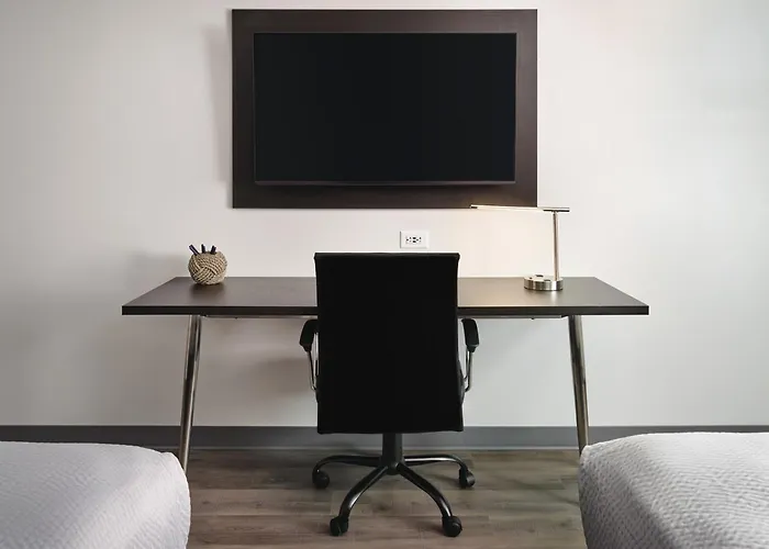 Stayapt Tallahassee-capitol 3*