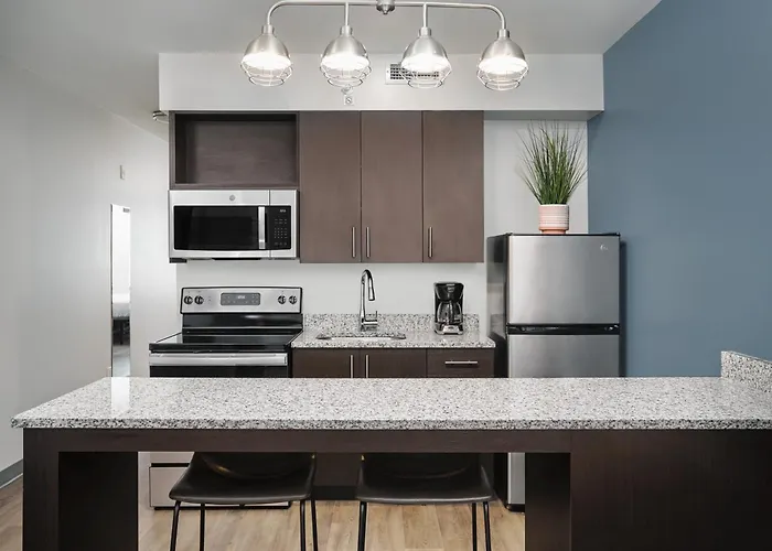 Stayapt Tallahassee-capitol 3*
